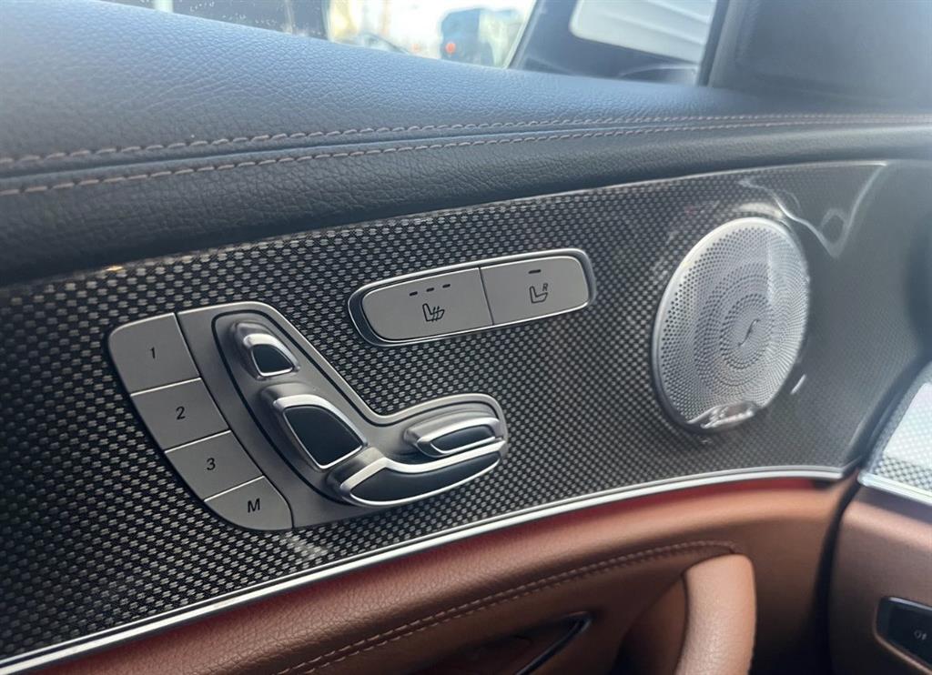 Mercedes Benz E class - Vista 7