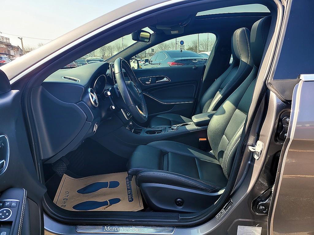 Mercedes Benz CLA Class - Vista 6