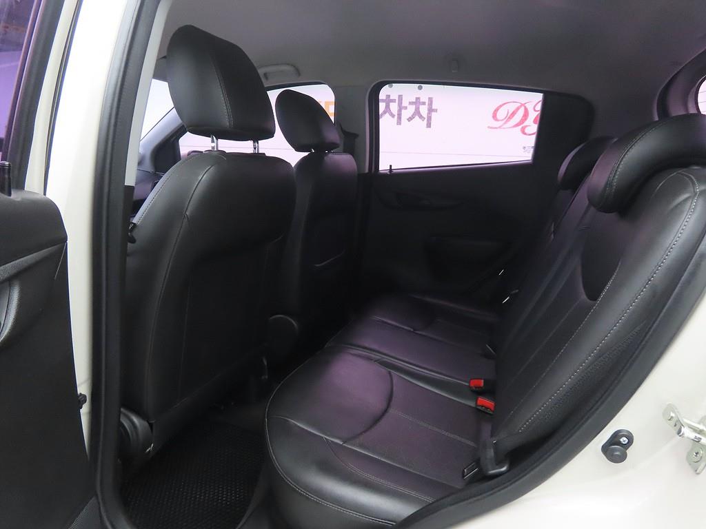 Chevrolet Spark - Vista 6