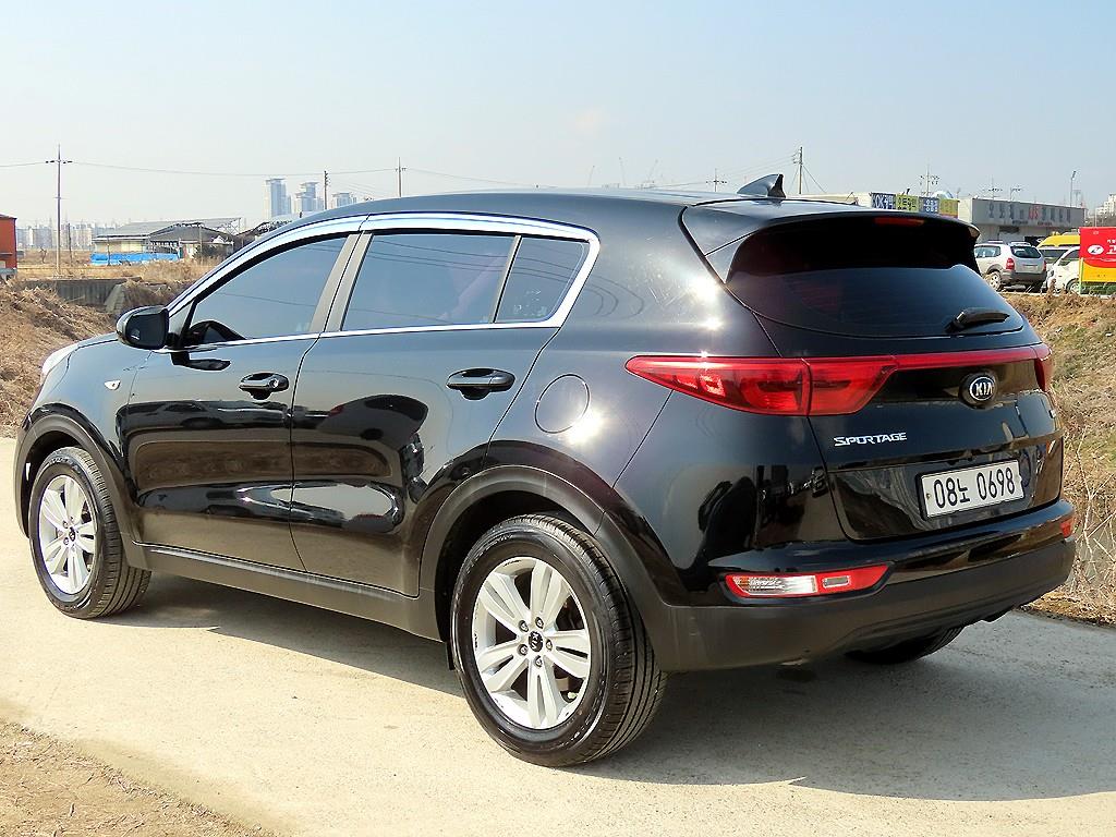 KIA Sportage - Vista 3