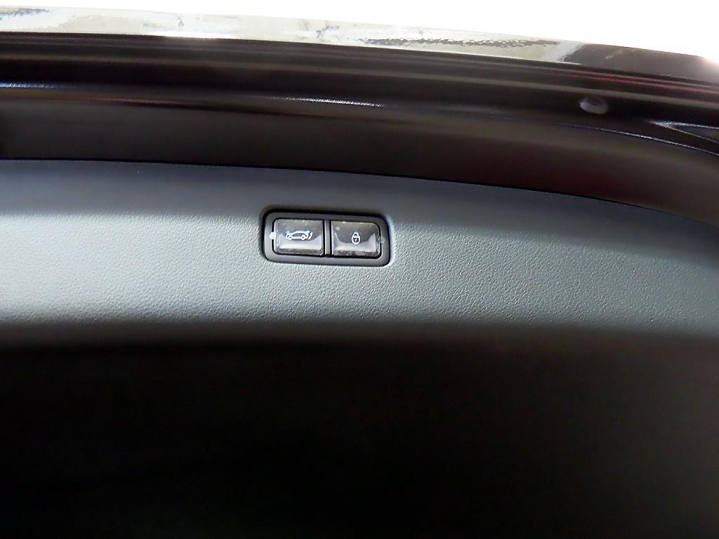 Genesis GV80 2026 Negro - Importación desde Corea - HF Imports Iquique - Foto 15