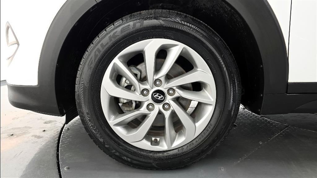 HYUNDAI Tucson - Vista 5