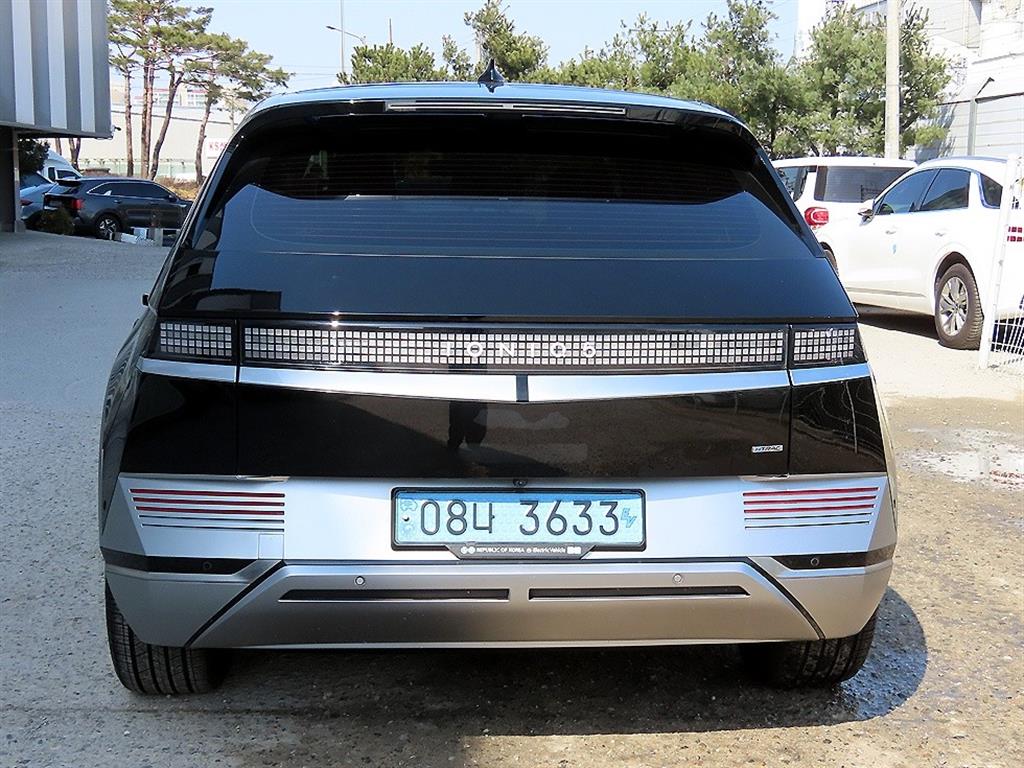 HYUNDAI Ioniq 5 - Vista 4