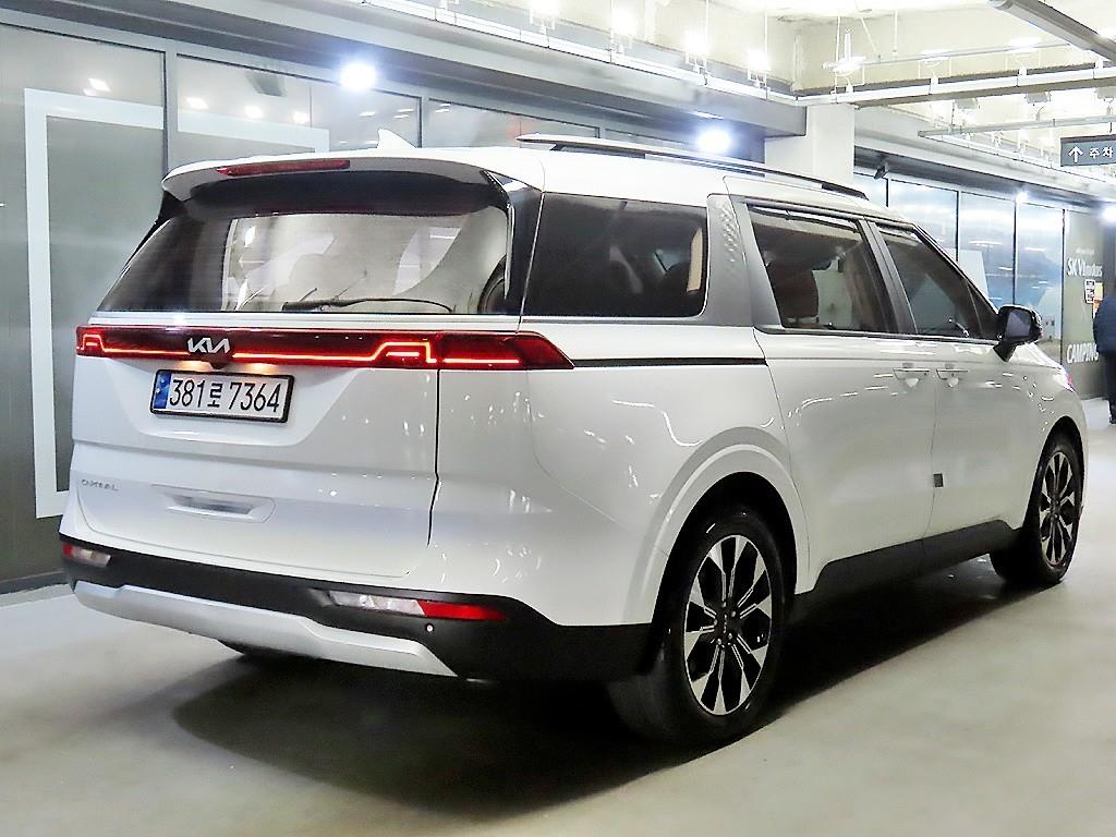 KIA Carnival - Vista 4