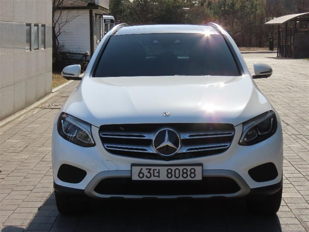 Mercedes Benz GLC Class 2018 - Importación desde Corea - HF Imports Iquique - Foto 1