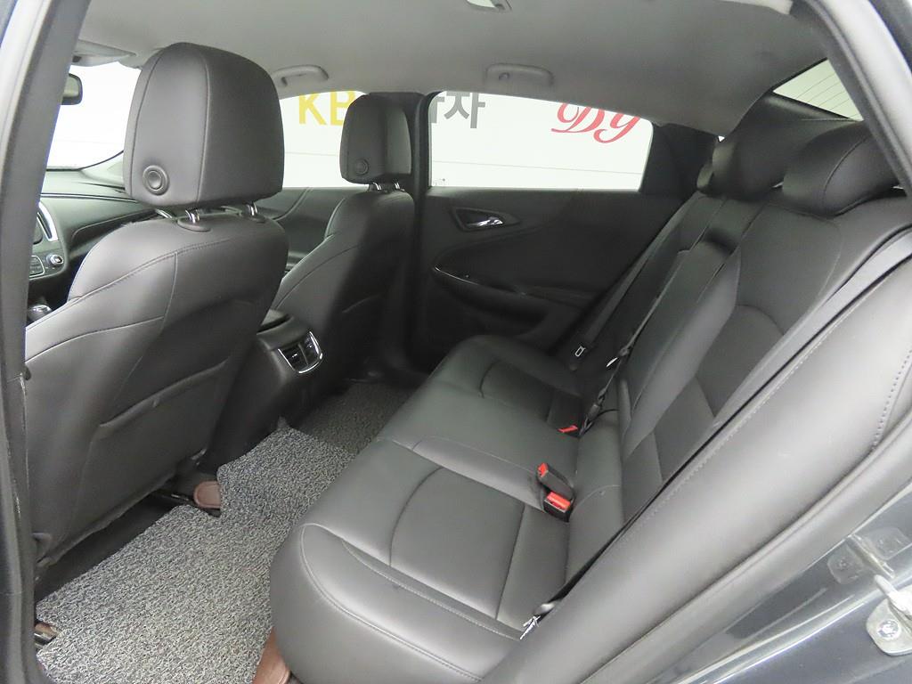 Chevrolet Malibu - Vista 6