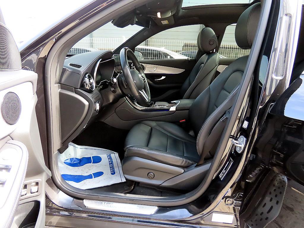 Mercedes Benz GLC Class - Vista 5