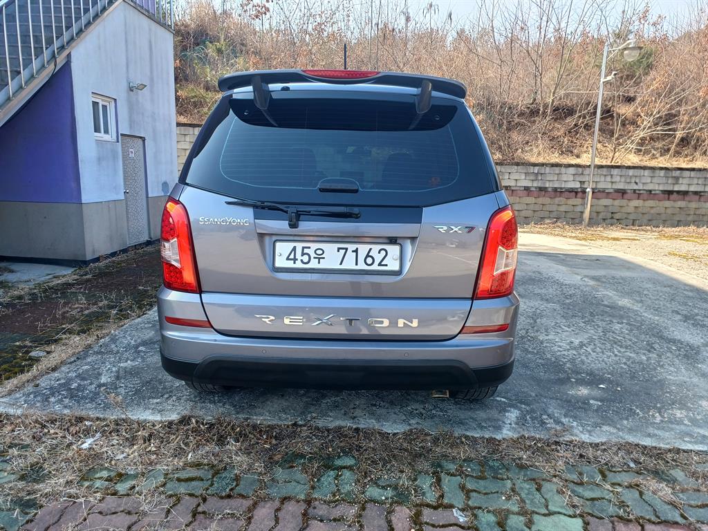 Ssangyong Rexton - Vista 6