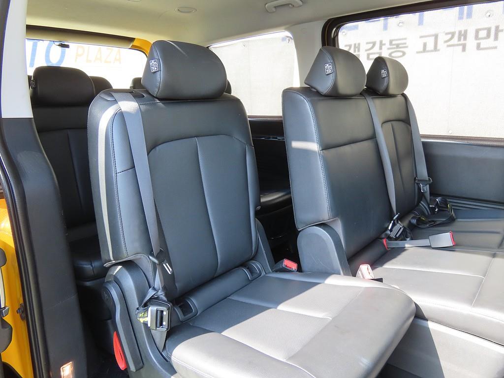 HYUNDAI Staria - Vista 7