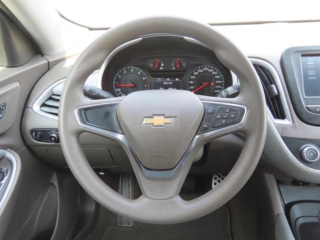 Chevrolet Malibu 2017 Azul - Importación desde Corea - HF Imports Iquique - Foto 11