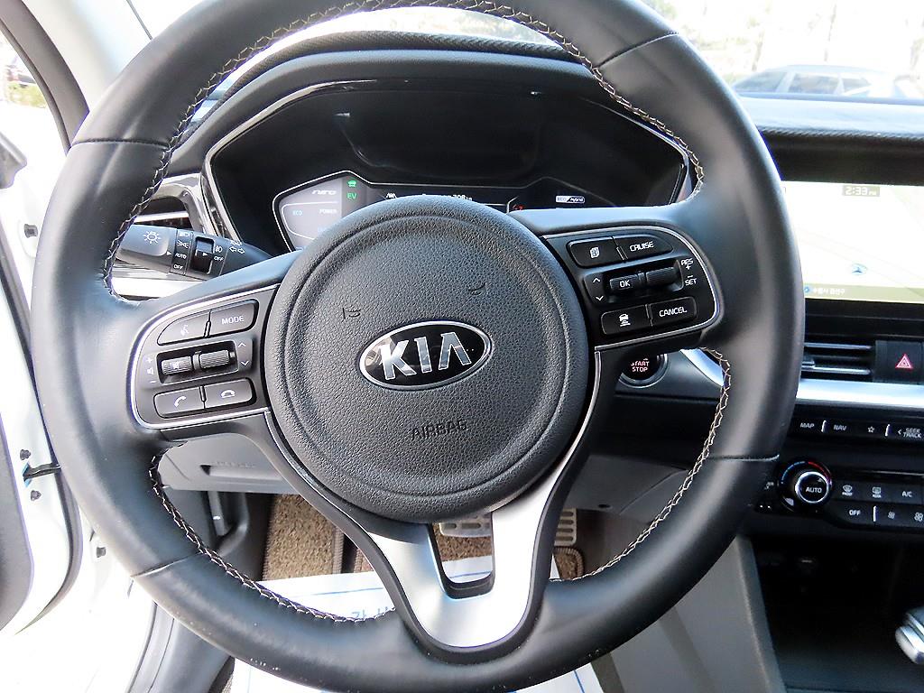 KIA Niro - Vista 8
