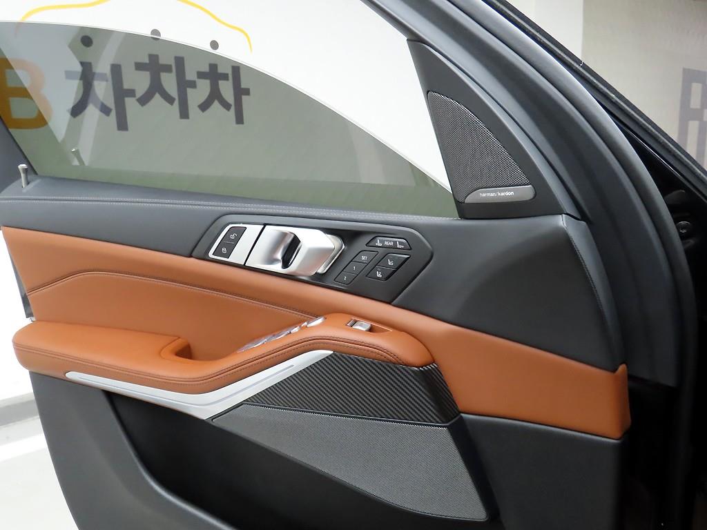 BMW X7 2024 Negro - Importación desde Corea - HF Imports Iquique - Foto 13