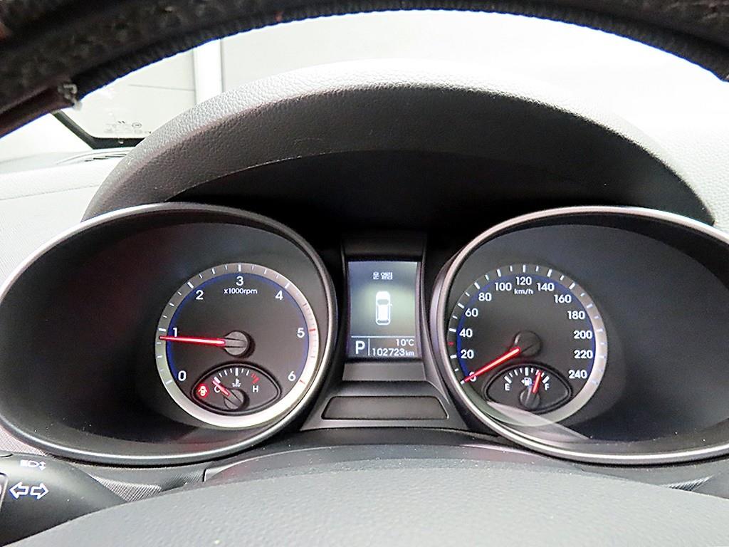 HYUNDAI Santa Fe - Vista 8