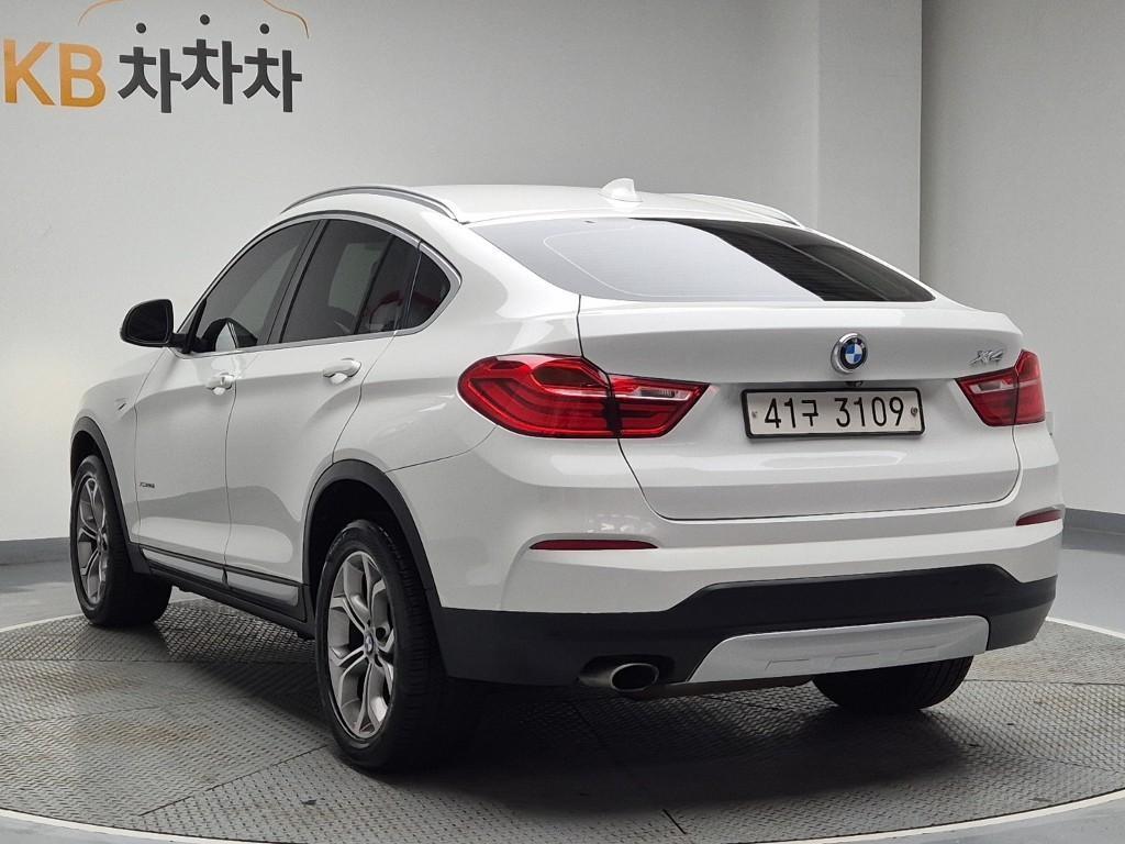 BMW X4 - Vista 3