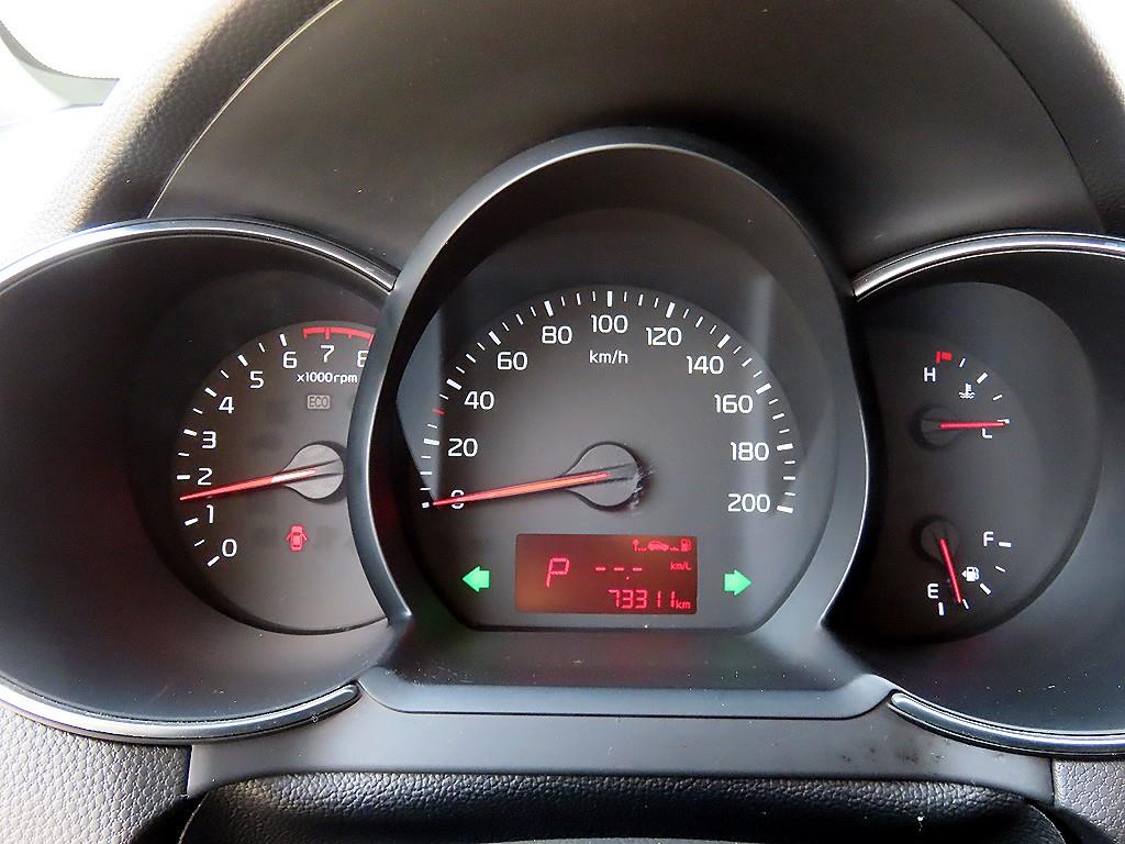 KIA Morning - Vista 8