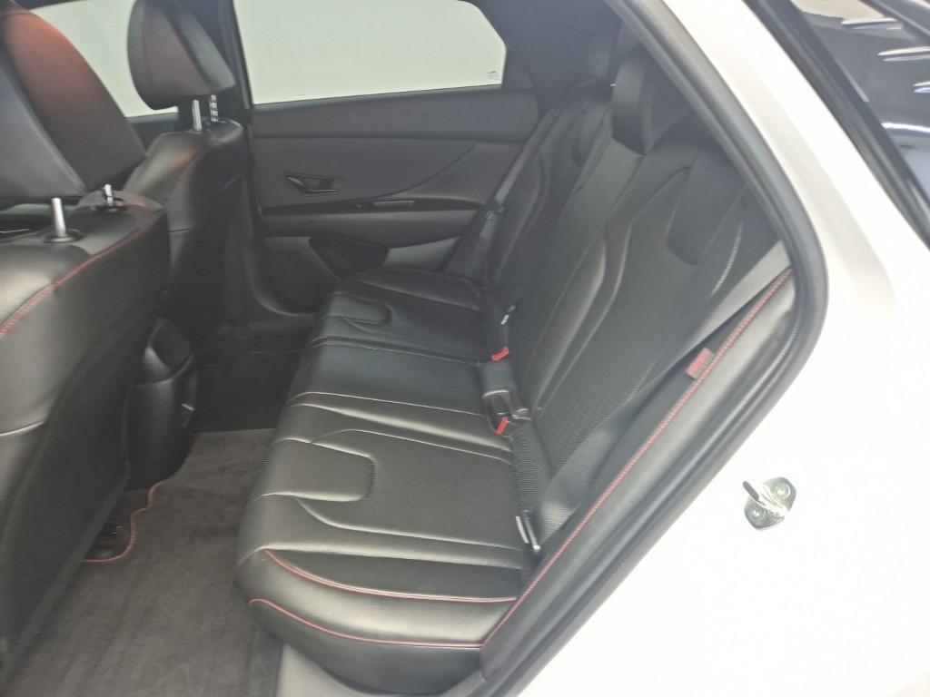 HYUNDAI Avante 2024 Blanco - Importación desde Corea - HF Imports Iquique - Foto 16