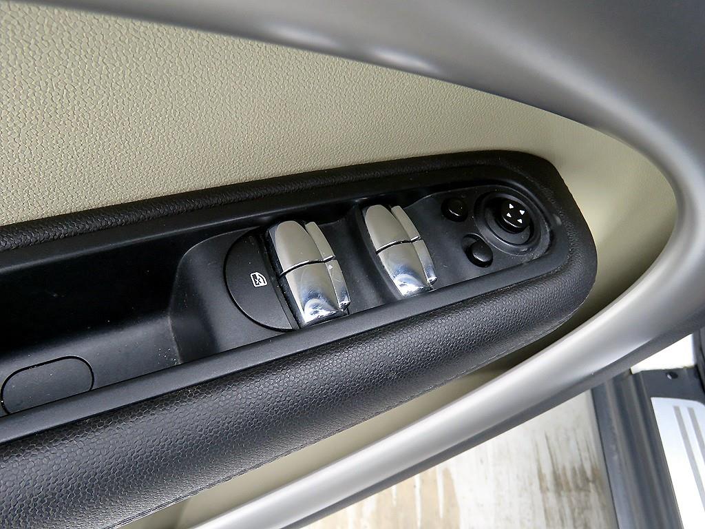 Mini Countryman - Vista 9