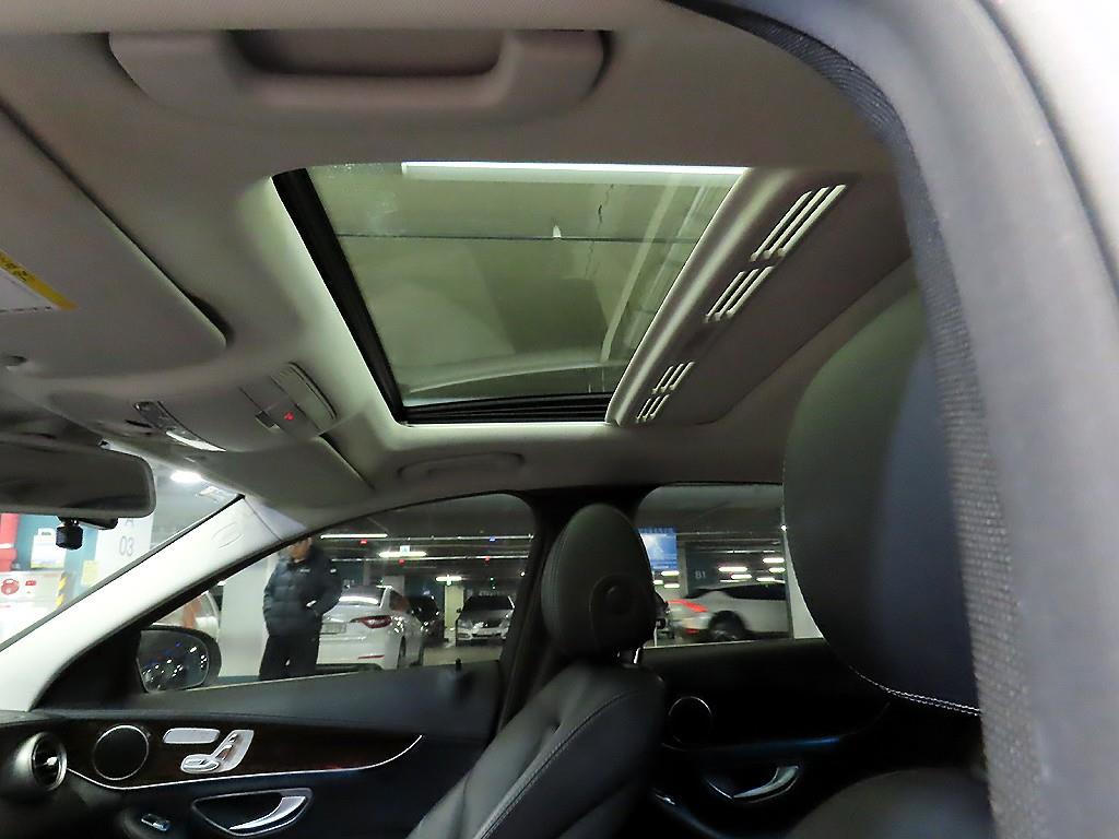 Mercedes Benz C Class 2018 Blanco - Importación desde Corea - HF Imports Iquique - Foto 17