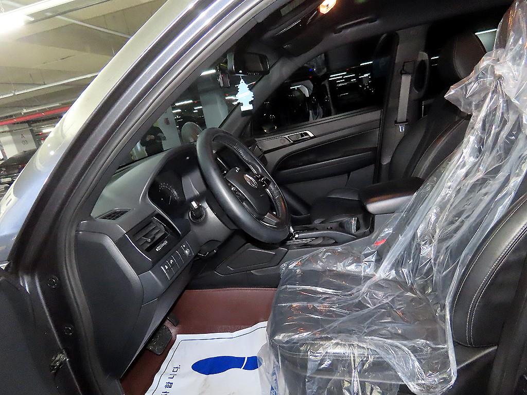 Ssangyong Rexton - Vista 6