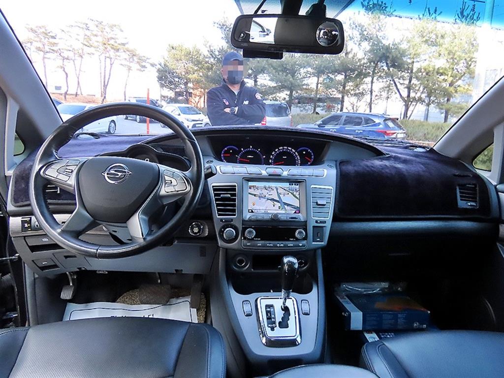 Ssangyong Korando - Vista 8