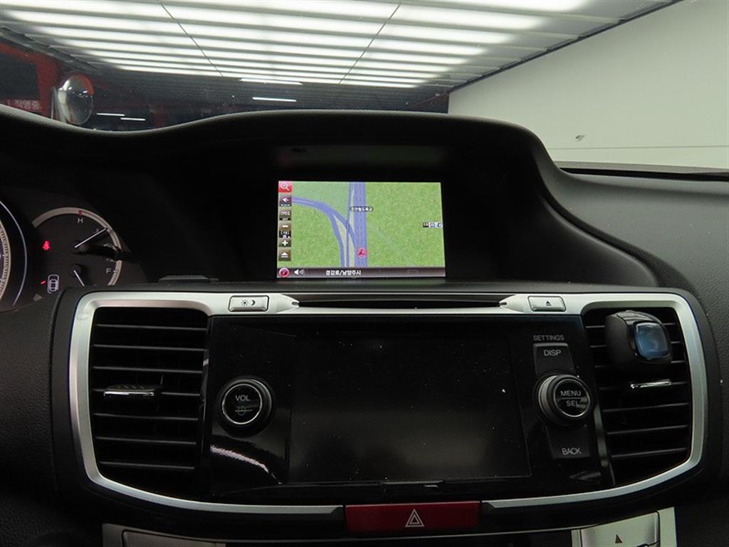 Honda Accord 2013 the color of pearl - Importación desde Corea - HF Imports Iquique - Foto 16