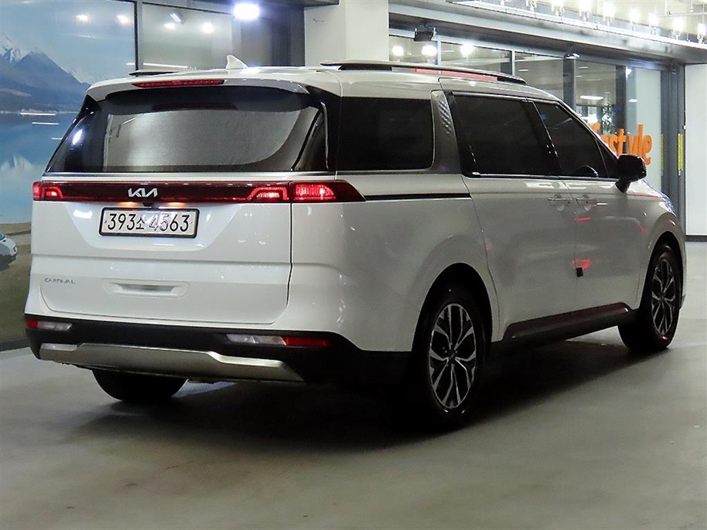 KIA Carnival - Vista 4
