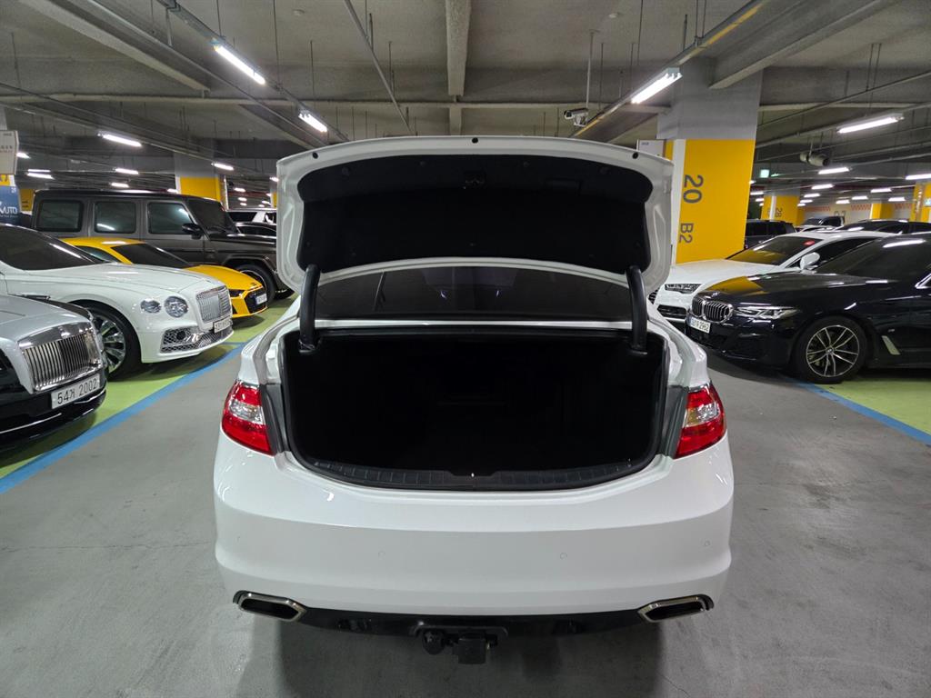 HYUNDAI Grandeur 2015 Blanco - Importación desde Corea - HF Imports Iquique - Foto 20