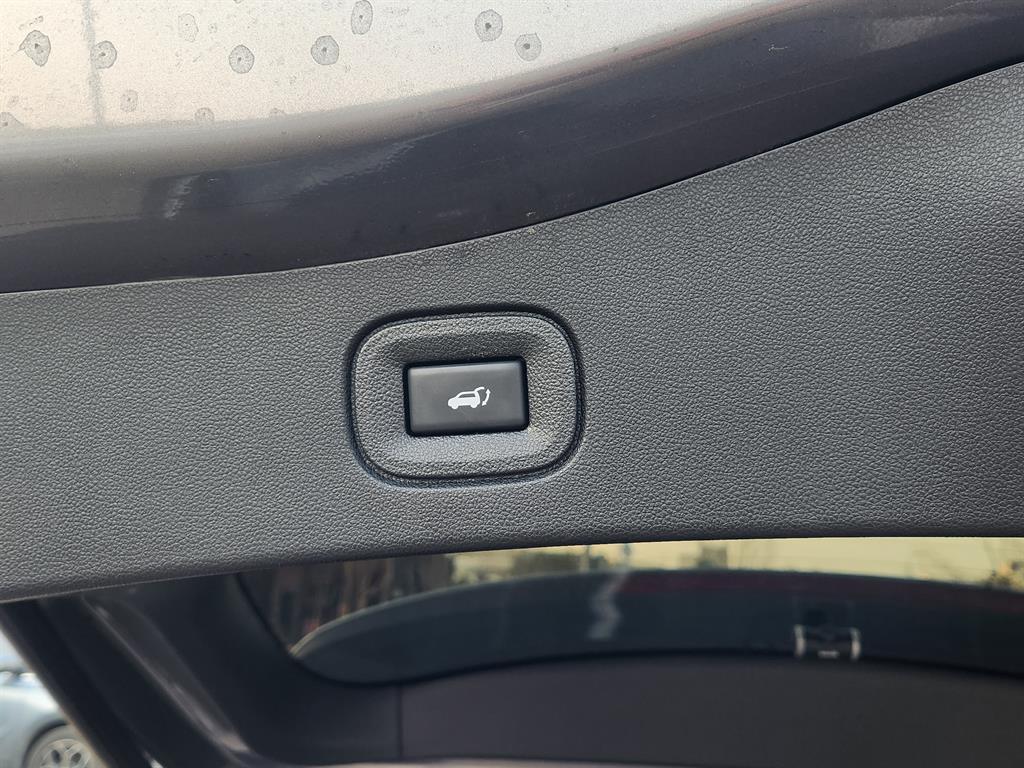 SAMSUNG QM6 - Vista 11