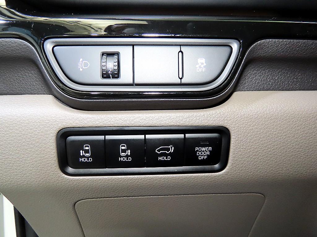 KIA Carnival 2025 Blanco - Importación desde Corea - HF Imports Iquique - Foto 13