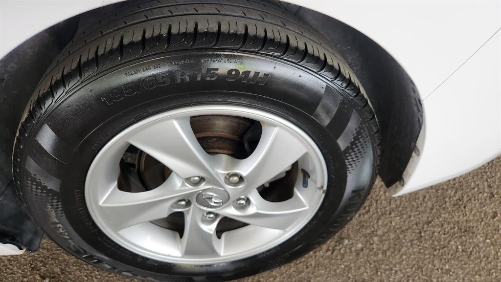 HYUNDAI Avante 2014 Blanco - Importación desde Corea - HF Imports Iquique - Foto 16