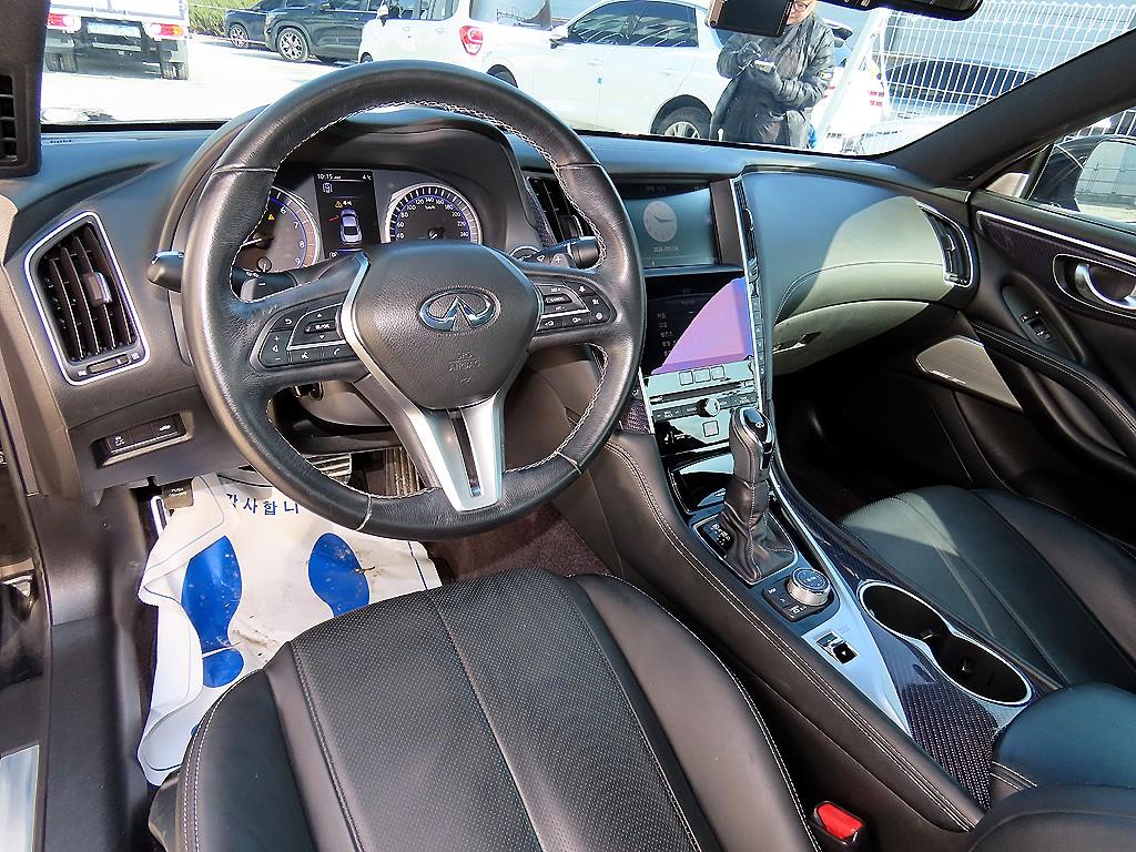 Infiniti Q - Vista 6