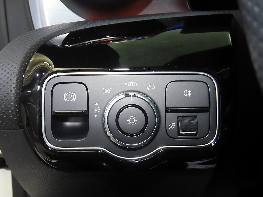 Mercedes Benz CLA Class 2022 Blanco - Importación desde Corea - HF Imports Iquique - Foto 15