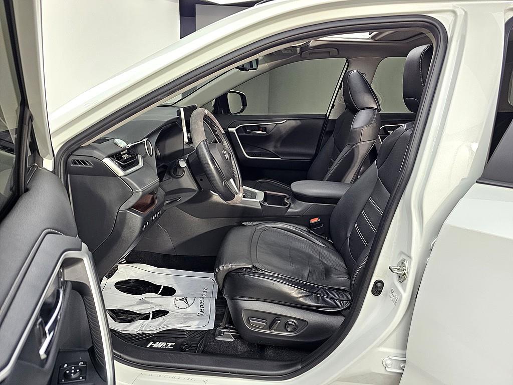 Toyota RAV4 - Vista 8