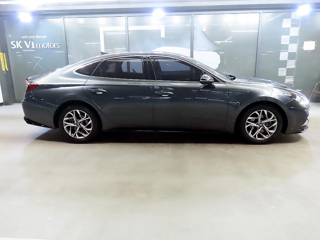 HYUNDAI Sonata - Vista 3