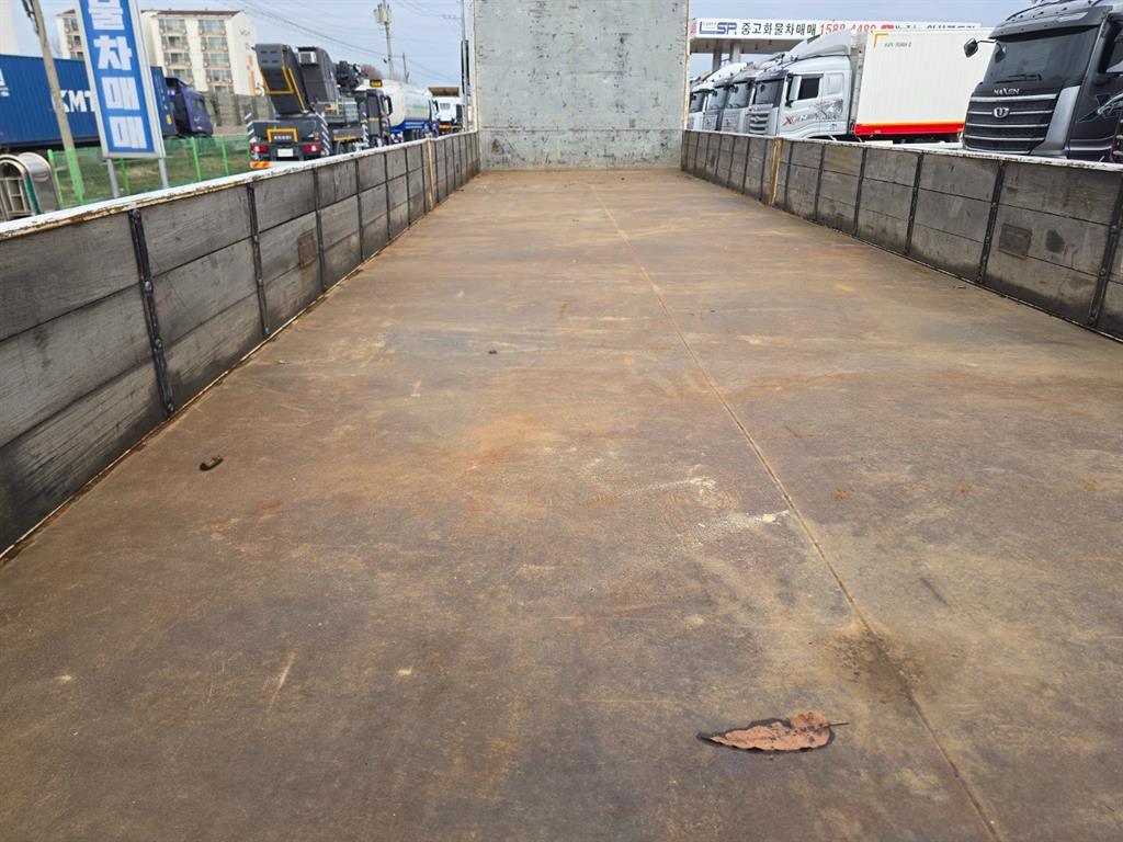 medium and large cargo Cargo - Vista 7