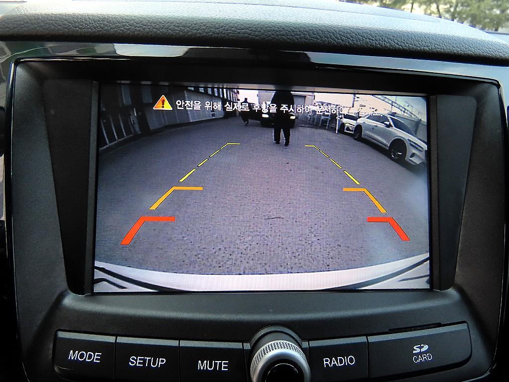 Ssangyong Tivoli 2016 Blanco - Importación desde Corea - HF Imports Iquique - Foto 15