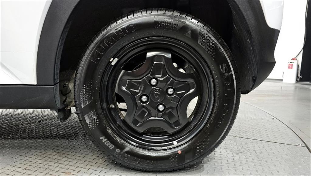 HYUNDAI Casper - Vista 5