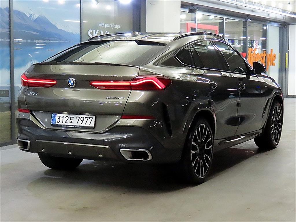 BMW X6 - Vista 4