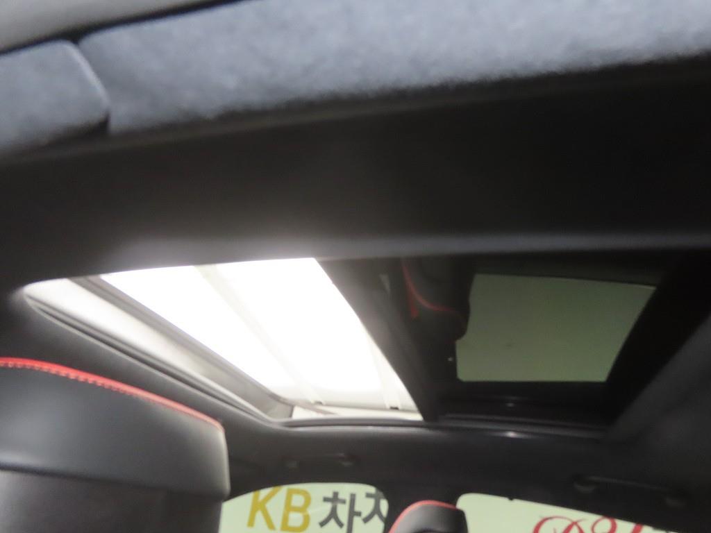 Genesis GV80 - Vista 12