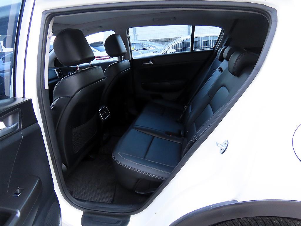 KIA Sportage - Vista 6