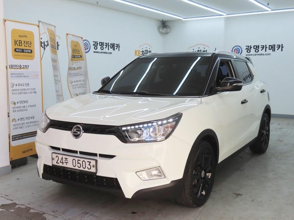 Ssangyong Tivoli - Vista 2