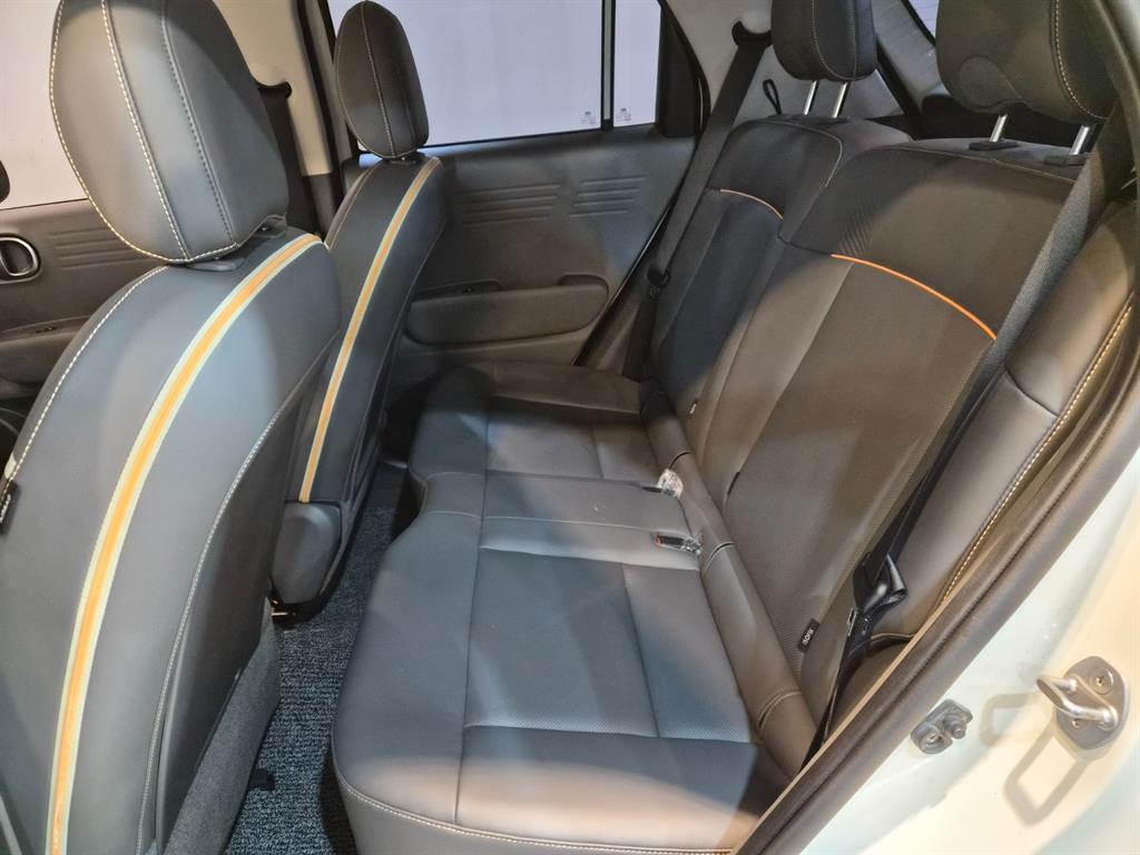 HYUNDAI Casper - Vista 7