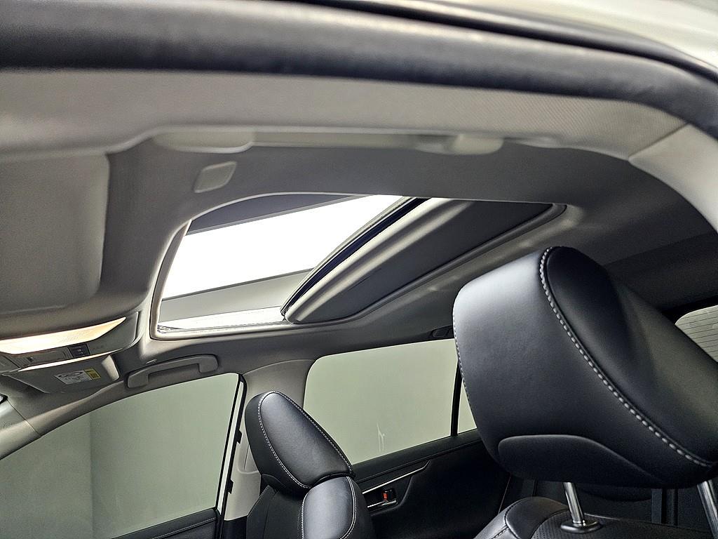 Toyota RAV4 - Vista 12