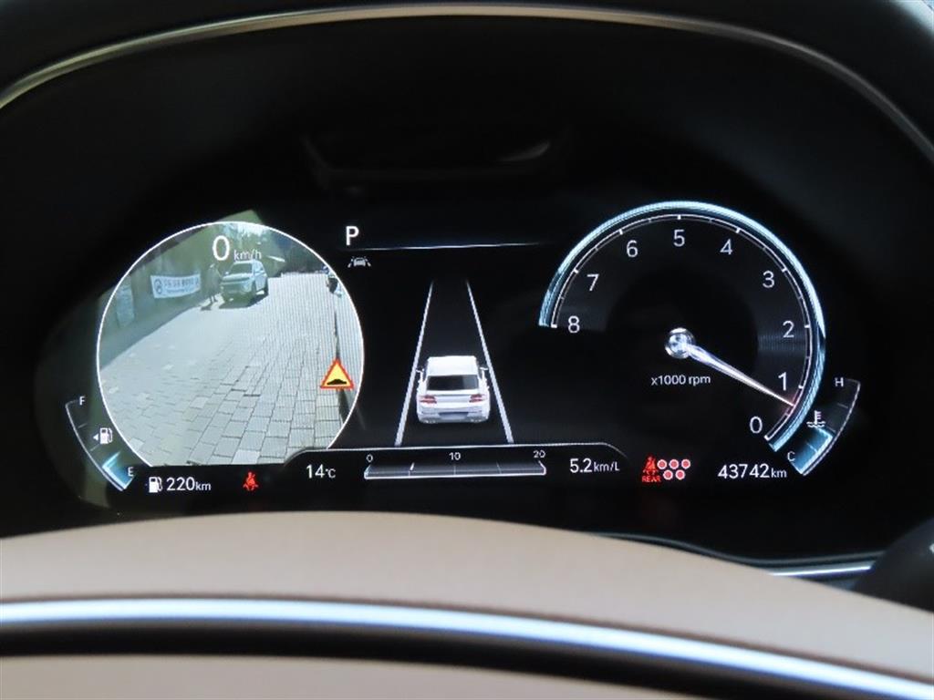 Genesis GV80 - Vista 9