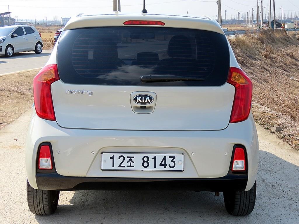 KIA Morning - Vista 4