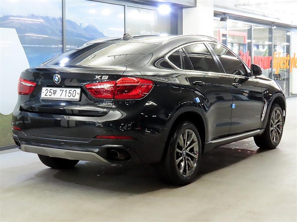 BMW X6 - Vista 4