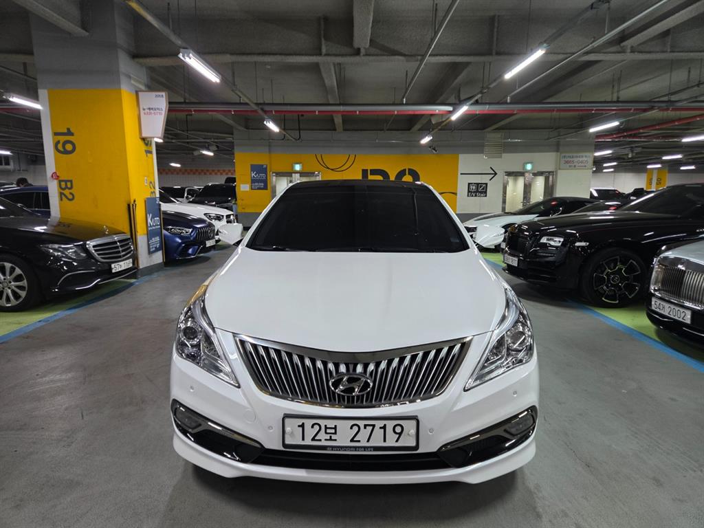 HYUNDAI Grandeur 2015 Blanco - Importación desde Corea - HF Imports Iquique - Foto 1