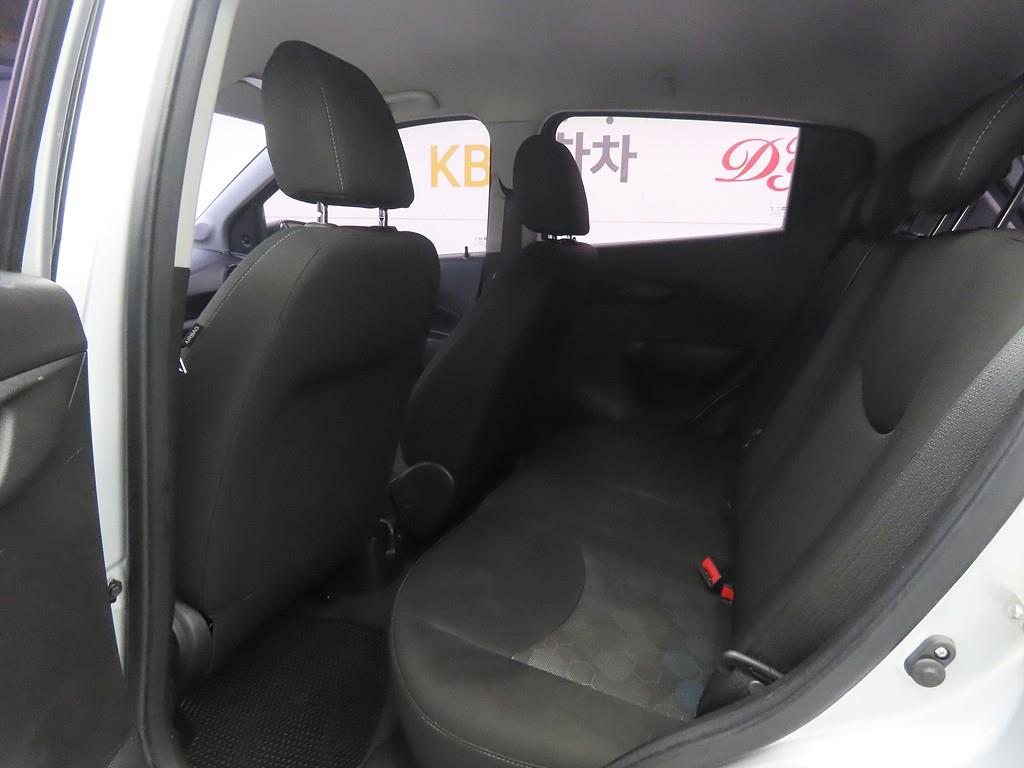 Chevrolet Spark - Vista 6