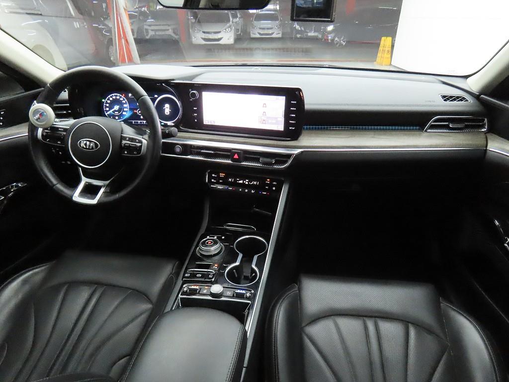 KIA K5 - Vista 5