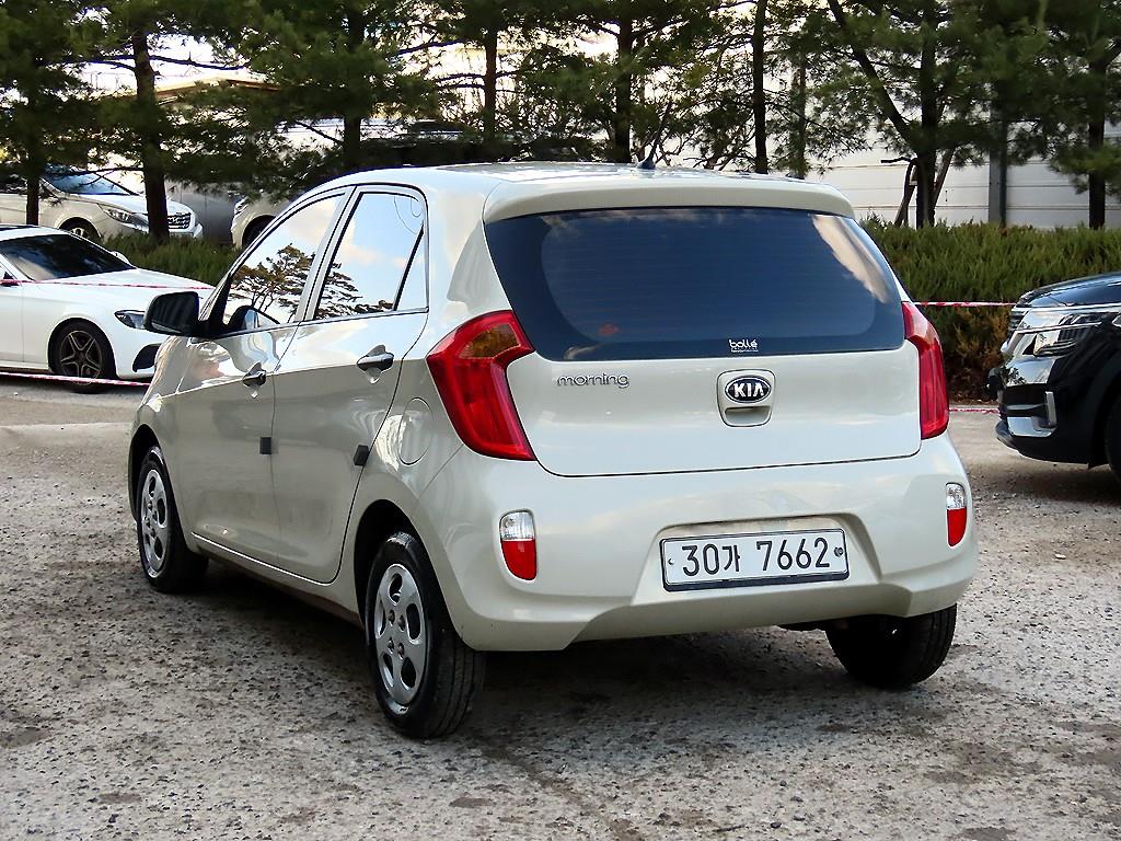 KIA Morning - Vista 3